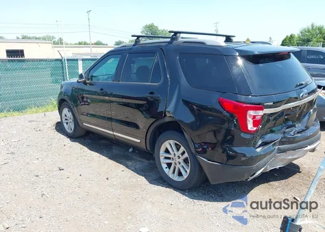 2017 Ford Explorer Xlt z USA, uszkodzony, nr VIN 1FM5K7D81HGE27971